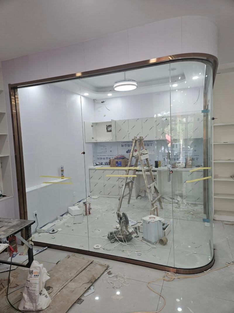 临汾市夹胶玻璃异形展柜玻璃 - 方案